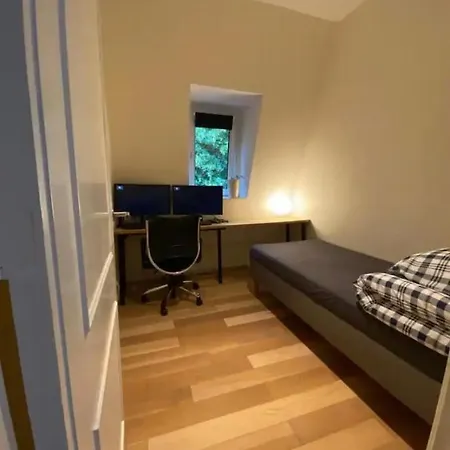 Nette Maisonnette In Groene Rustige Wijk Rijswijk