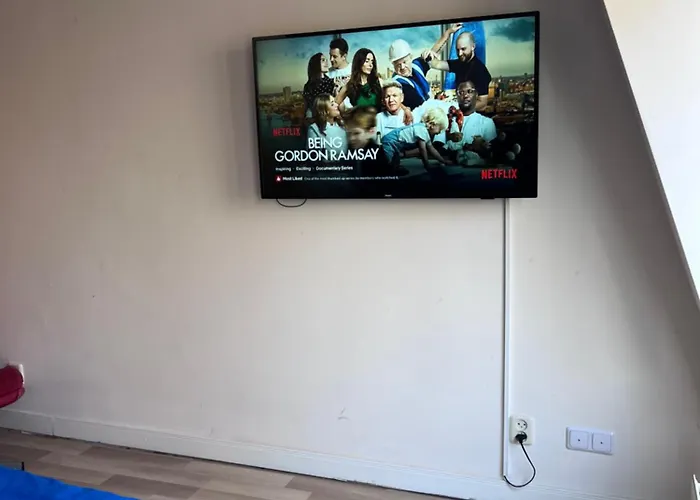 Nette Maisonnette In Groene Rustige Wijk *