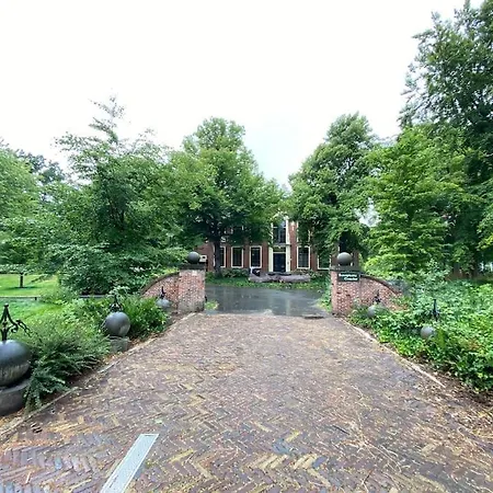 Nette Maisonnette In Groene Rustige Wijk
