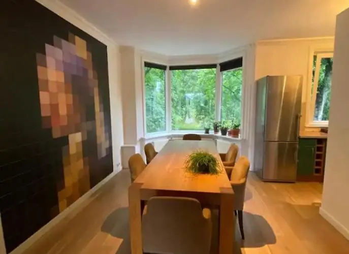 Nette Maisonnette In Groene Rustige Wijk